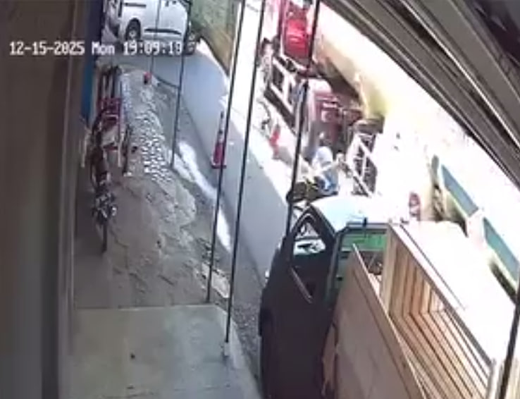 Foto Dari Rekaman CCTV Korban Terlindas